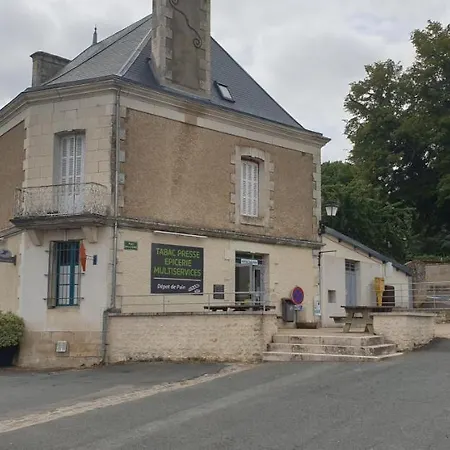 Domaine De La Huchee Frühstückspension Chire-en-Montreuil