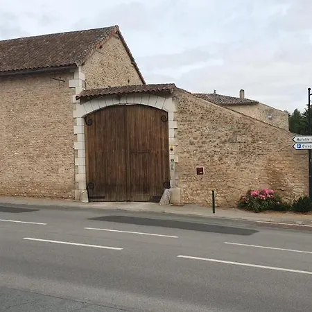Domaine De La Huchee Frühstückspension *
